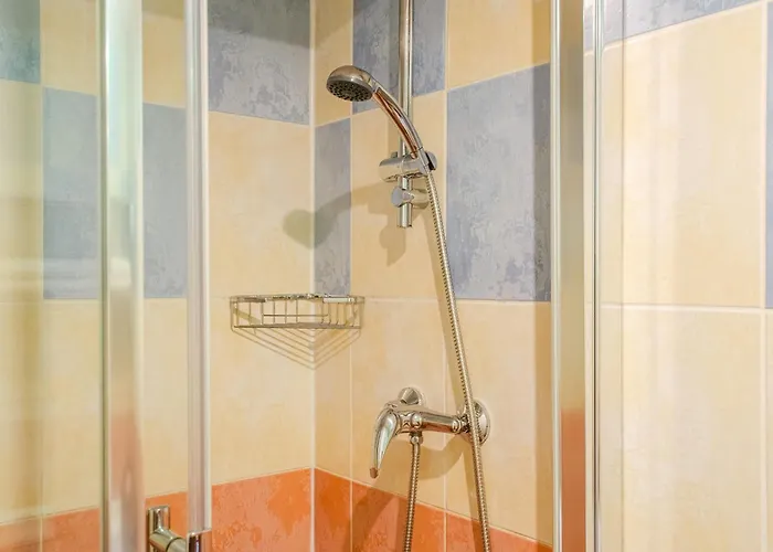 Pavilon D - Budget, Classic, Family Apartman *